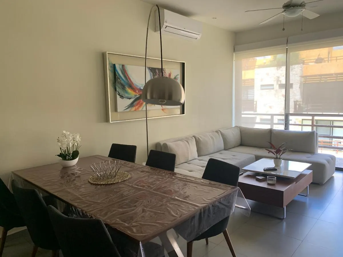 Spectacular Two Bedrooms Ph With Private Rooftop And Jacuzzi location